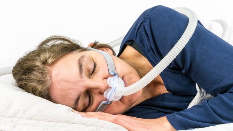 aparat CPAP - leczenie bezdechu sennego
