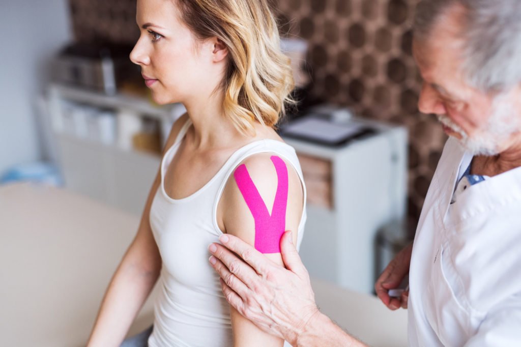 Plastrowanie (kinesjotaping), jako sposób na uśnieżenie bólu - brandvital.eu
