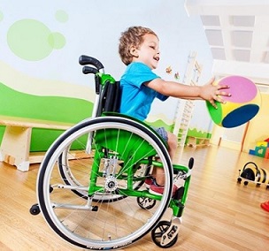 Lekki wózek inwalidzki dla dziecka - brandvital.eu
