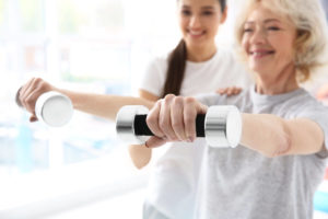 leczenie osteoporozy za pomocą aktywności fizycznej i specjalisty